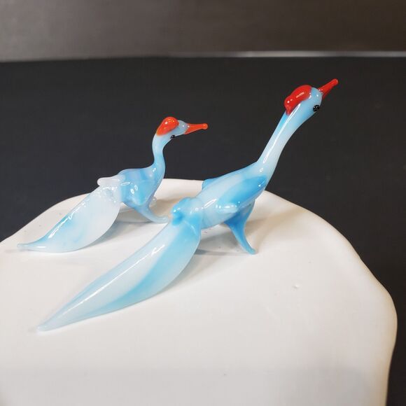 Vintage MCM Two Miniature Blue Hand-Blown Glass Bird Figurines 2" Set of 2 - Picture 2 of 8